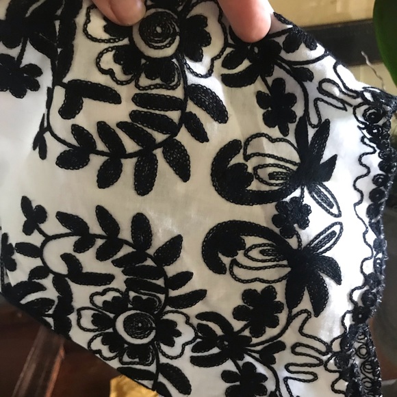 Top - Picture 2 of 5